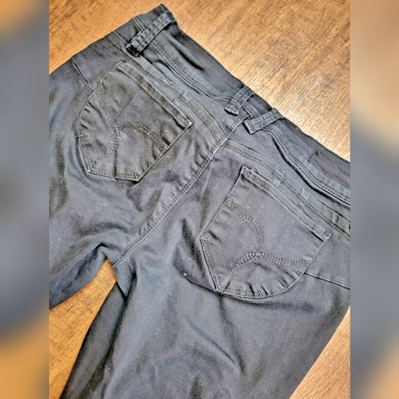 YMI Wanna Betta Butt? skinny cargo jeans - Picture 11 of 11